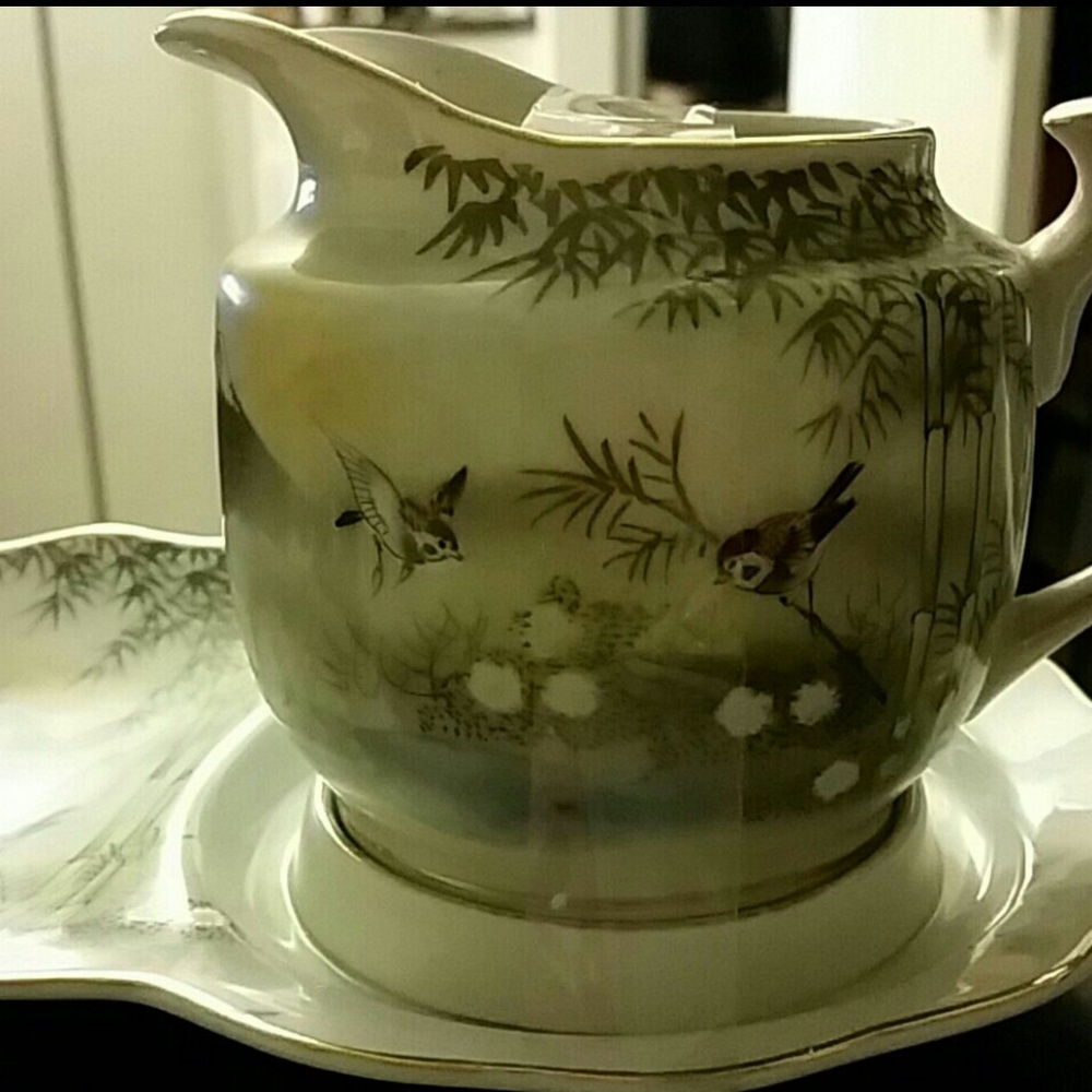 Asian Motif Dish Set